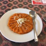 インド料理 パリワル - 盛り付けも美しいガージャルコハルワ(¥380)