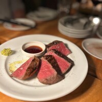 カルネジーオ イースト - 