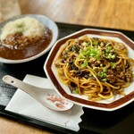 カロリー軒 - 山椒肉味噌焼拌麺とミニ麻婆飯（1000円）