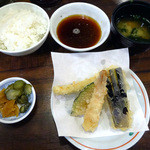 天ぷら ふそう  - 「櫻定食」860円（天ぷらは前半の4品）