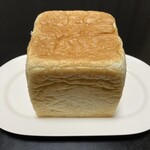 ホテル・ショップ - 食パン（1斤）400円