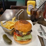 Shake tree burger&bar - 