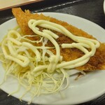 Jeiaru Shinkansen Shokudou - 大皿160円の魚フライにマヨネーズ(2024.3.29)
