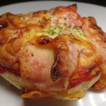 グーグーベーカリー - 【再訪8】トマトソーセージパン