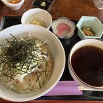 日本海製麺所 - 料理写真:肉うどん（温）