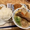 Gochi ton - 炙りスペアリブ豚汁定食(麦味噌、ライス大盛)、単品アジフライ