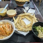 大地のうどん - 料理写真: