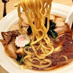 長岡食堂 - 麺リフト