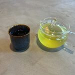 Shokudou Owan - 料理のお茶は八女茶の中から選べたんで煎茶を選んでみました。