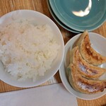 Mikawaya - セットの小ライス・半餃子