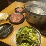 Tabenomihoudai Yakiniku Dainingu Chikaraya - 