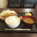 Izakaya Kiduna - しょうが焼定食(750円)