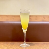 ミモザ（スパークリング×オレンジジュース）