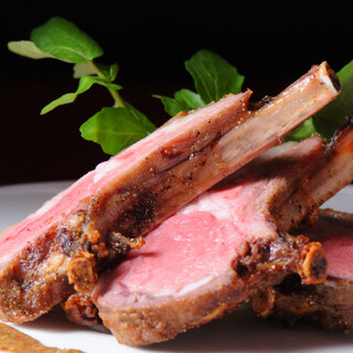 Enjoy casual Bistro dishes such as "Roasted lamb loin"