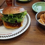 ヴィレッジヴァンガードダイナー イオンレイクタウン - 