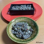 御料理 寺沢 - 毛蟹と早掘りの筍と槍烏賊と烏賊墨の炊き込みごはん