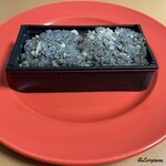 御料理 寺沢 - 毛蟹と早掘りの筍と槍烏賊と烏賊墨の炊き込みごはん