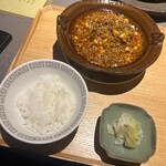 茶禅華 - 麻婆豆腐　土鍋ご飯