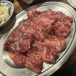 大衆焼肉 つばき苑 - 常陸牛カルビ