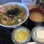 Binchou Sumibi Yakitori Kadokura Shouten - 親子丼定食¥990