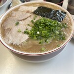 Isshinken - 大盛りラーメン