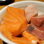 ぼんてん漁港 - ランチの海鮮丼