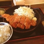 ひかり屋 - チキンカツ定食