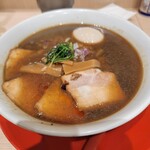 らーめん 七彩飯店 - 