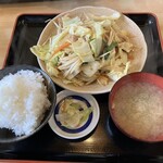 食堂 くろき - 料理写真:野菜炒め定食 800円