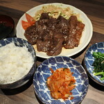 焼肉 清次郎 - 本日のおすすめ牛ランチ