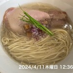 宍道湖しじみ中華蕎麦 琥珀 - 