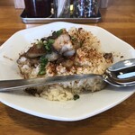 極上拉麺専門店 穴場 - ラーメン屋さんガーリックライス(330円税込)