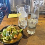 いせや総本店 - 焼酎、タンサン、煮込み