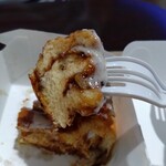 CINNABON - ミニボン　$4.75