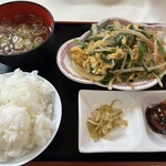 中華料理 太平閣 - ニラ玉子炒め定食