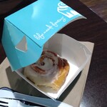 CINNABON - ミニボン　$4.75