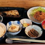 Yakitori Noriko - 1.000円定食のメンチカツとトロ鯖をチョイしてご飯大盛りで賑かな膳