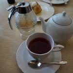 オ・プティ・マタン - 最新『ローズヒップハーブティ』2014.2