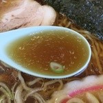 昇龍飯店 - ラーメンのスープ