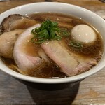 Matsudo Chuukasoba Tomita Shokudou - 特製醤油らぁ麺