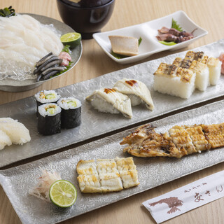 [Delivered directly from Akashi fishing port] Enjoy extremely fresh seafood including conger eel