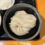 空飛ぶうどん やまぶき家 - 豚バラの肉汁つけ麺830円