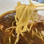 ラーメン丸仙 - 麺リフトUP　中太麵ですよね？