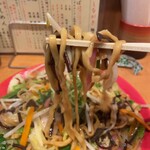 海猫屋 - 特性の太麺との事