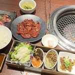 Kuroge Wagyuu Ittougai Yakiniku To Takitate Donabe Gohan Ichi Bakouji - 