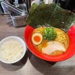節骨麺たいぞう 池袋総本店 - こってりたいぞうラーメン
                                ライス