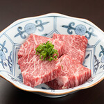 炭火焼肉 ホルモン にく式 - 料理写真:カイノミ 厚切り