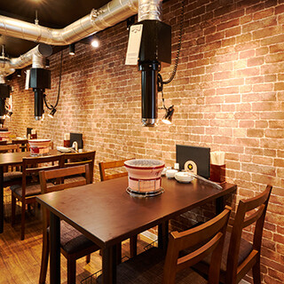 Private rooms available! Feel free to use it as you like! A casual Yakiniku (Grilled meat) restaurant