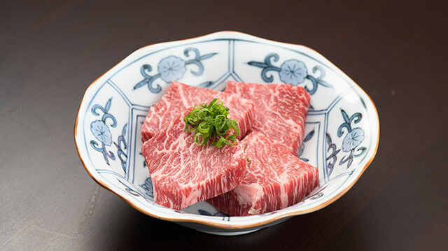 Sumibi Yakiniku Horumon Nikushiki, Sapporo, Japan