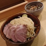 山崎麺二郎